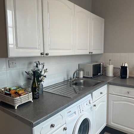 Courtyard Holiday Apartments Белпър Екстериор снимка