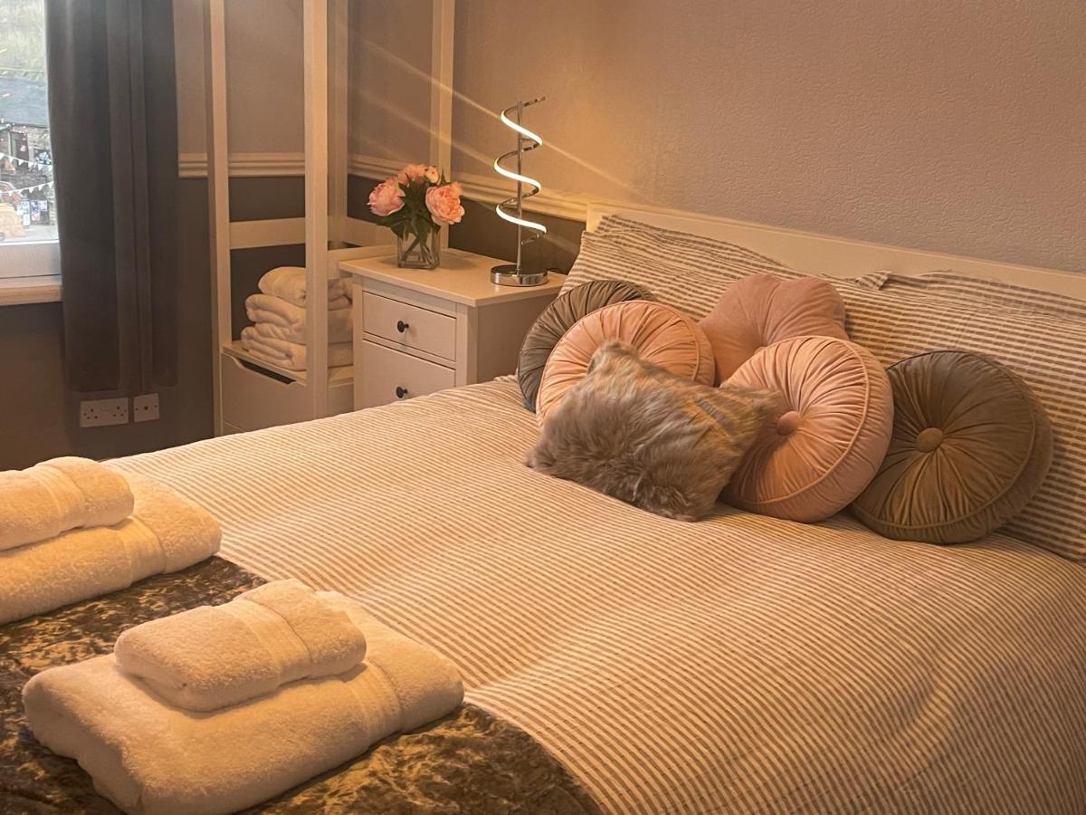 Courtyard Holiday Apartments Белпър Екстериор снимка